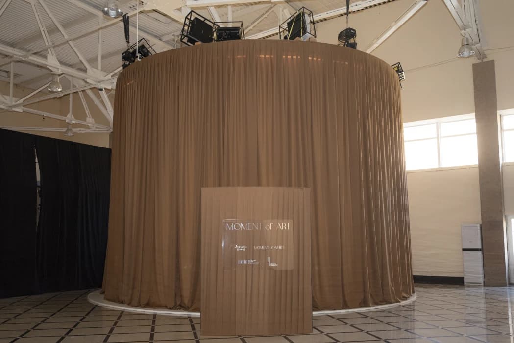 FW 2025 took place at the Meridian Expo Center from October 23‑26. The studio for the MOMENT of WHITE brand was built by the Stage Style team